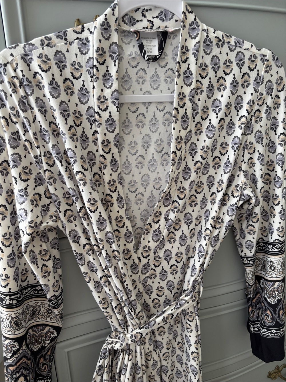Linea Donatella Bath Robe Women’s Loungewear PJ Sleepwear black white grey
